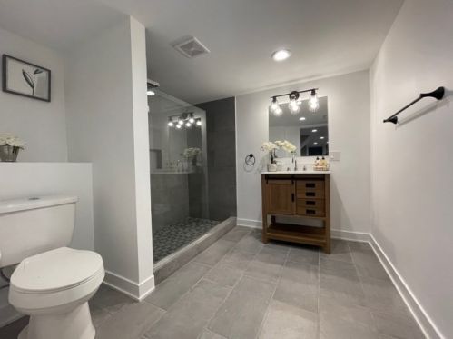 4015 Meade Ave, Chicago IL  60634-1504 exterior