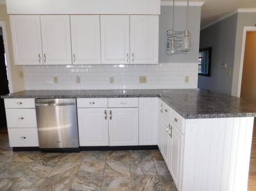 16 Winsor Ave, Concord, NH 03303-2097