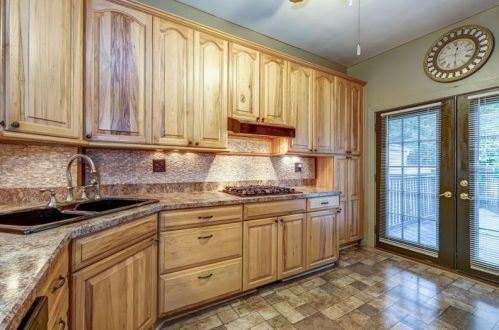 1014 Hansen St, Pittsburgh PA 15209-2000 exterior