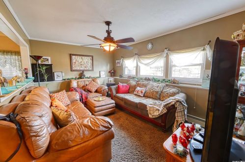 1596 Roosevelt Ave, Bohemia NY 11716-1407 exterior