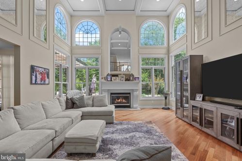 2214 Denbeigh Dr, Jamison PA 18929-1446 exterior