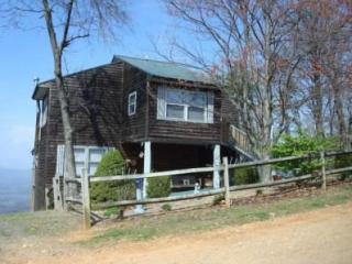 7000 Silver Creek Ln, Morganton, NC 28655-7114