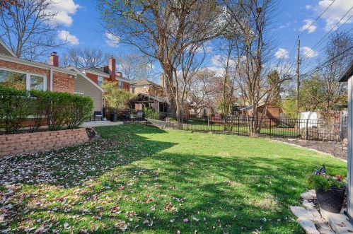 9323 Claremont Ave, Chicago IL 60643-6719 exterior