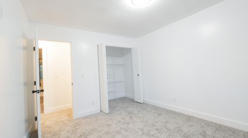 1666 Princess Ln, Meskegon MI 49445-1739 exterior