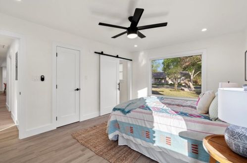 5006 Buffalo Pass, Austin TX 78745-2832 exterior