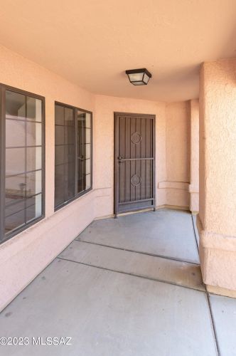 6125 Reliance Dr, Tucson AZ  85704-5326 exterior
