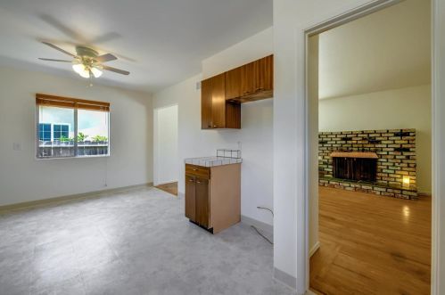 826 Oakgrove Dr, San Jose CA  95129-2319 exterior