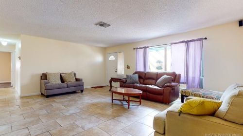 765 Byron St, Fort Pierce FL 34983-1921 exterior