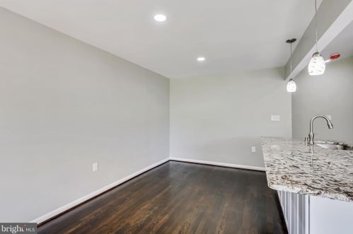 917 Northwest Dr, Silver Spring MD  20901-1435 exterior