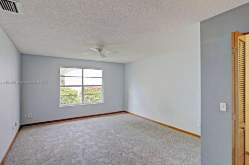 681 College Park Rd, Fort Pierce FL 34953-3330 exterior