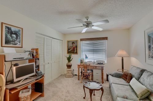 9679 Harbour Lk Cir, Boynton Beach FL 33437-3812 exterior