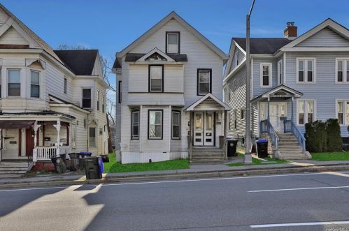 328 Church St, Poughkeepsie NY  12601-4204 exterior