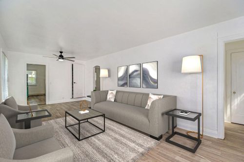 1205 Wayside Rd, Kalamazoo, MI 49048-1446