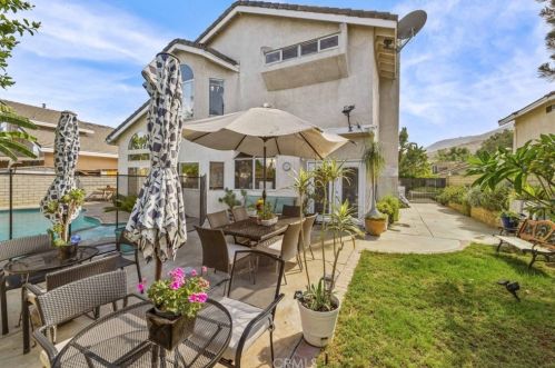 11569 Allwood Dr, Riverside CA 92503-0802 exterior