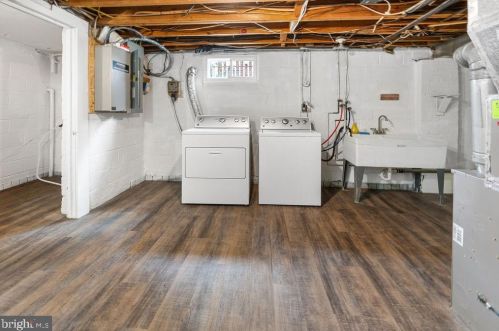 1615 Parham Rd, Silver Spring MD  20903-2258 exterior