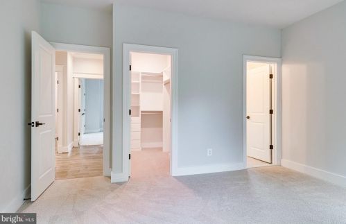 6208 Kellogg Dr, Mc Lean VA  22101-3121 exterior