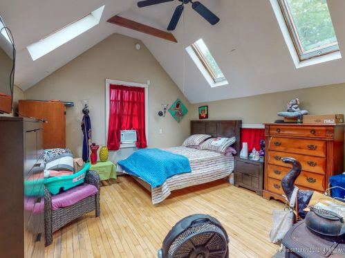 90 Pearl St, Portland ME 04106-4324 exterior