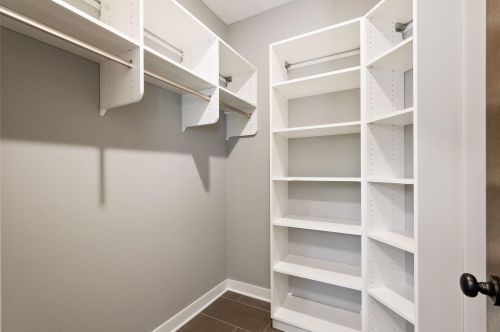 115 Greenwood St, Saint Paul MN 55115-2247 exterior