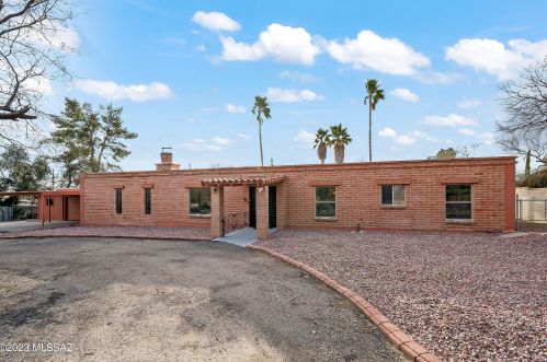 4441 Bear Canyon Rd, Tucson AZ  85749-9649 exterior