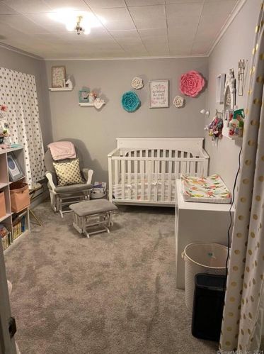 69 High St, Vernon CT 06066-6709 exterior