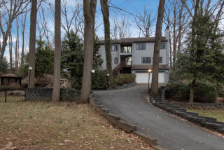 9 Ramsey Rd, Middletown NJ  07748-3038 exterior