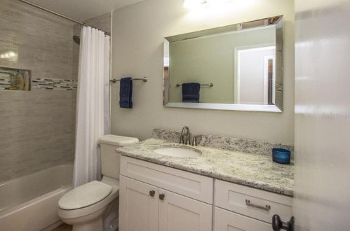 16155 Gardendale Dr, Tampa FL 33624-1132 exterior