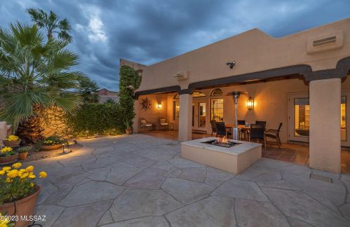 6730 Chapultapec Cir, Tucson AZ  85750-1001 exterior