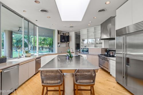 2111 Colter St, Phoenix AZ  85015-2821 exterior