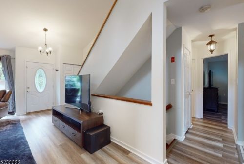 20 Canada Goose Dr, Hackettstown NJ  07840-3105 exterior