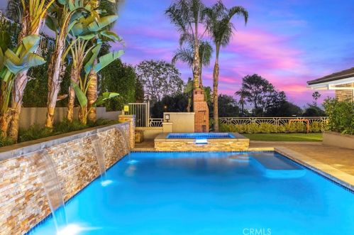 1347 Dana Pl, Fullerton CA  92831-1108 exterior