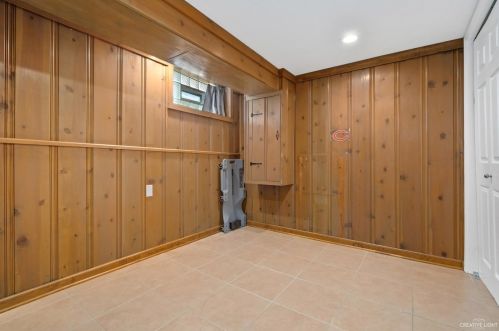 6209 Kostner Ave, Chicago IL 60652-3541 exterior