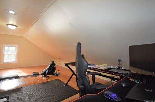 239 5th St, Mount Vernon NY 10553-2117 exterior