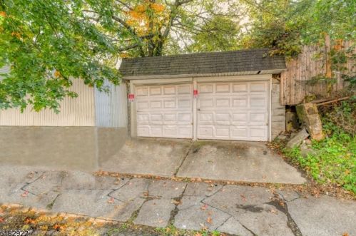 117 6 St, Paterson NJ 07508-2121 exterior