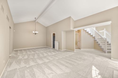 52064 Southview Rdg, Macomb Township MI 48042-1120 exterior