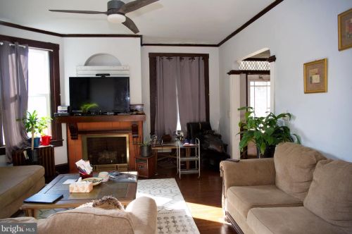 1223 Harrison St, Philadelphia PA 19124-2910 exterior