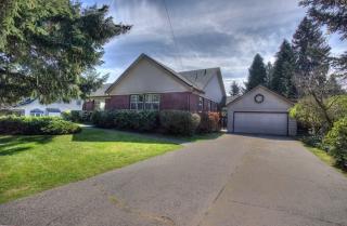 2143 117th St, Seattle WA  98133-8515 exterior