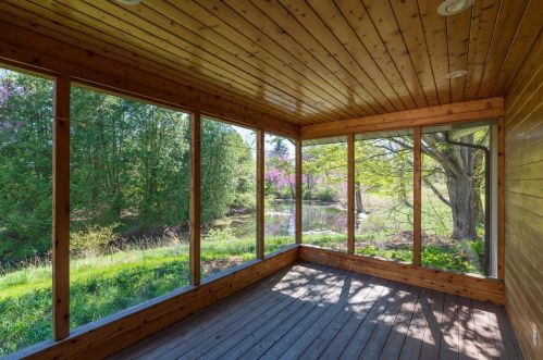 6450 2 St, Kalamazoo MI 49007-4909 exterior