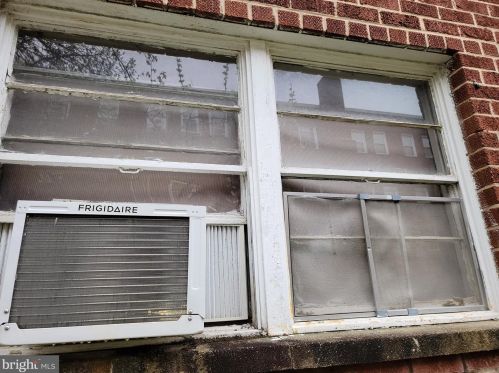 408 Chaplin St, Washington DC 20019-4262 exterior