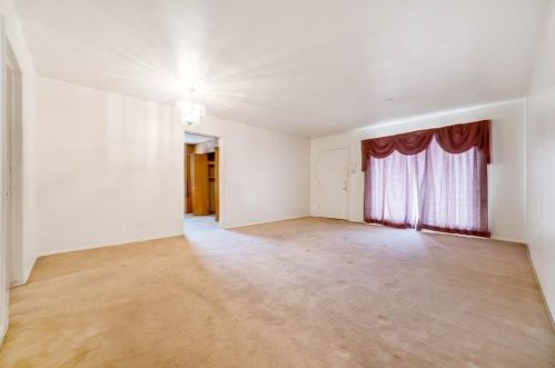 1316 Adelaide Dr, Dallas TX 75216-6911 exterior