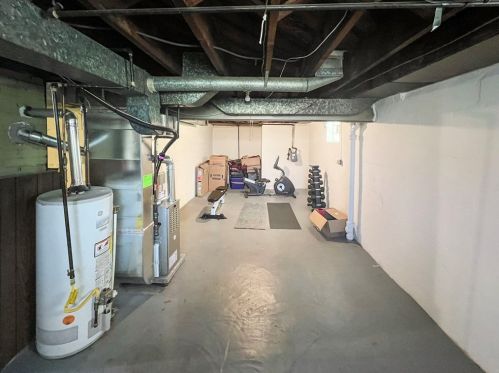 4288 Mccaslin St, Pittsburgh PA 15217-2829 exterior