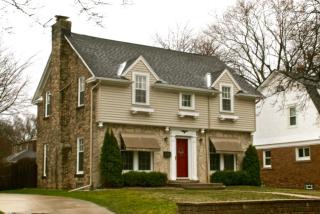 1900 84th St, Milwaukee, WI 53227-1702