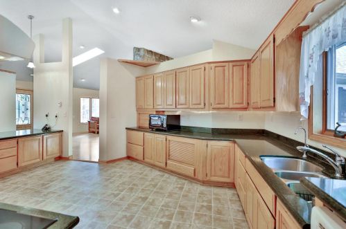 2889 377 Ave, Stanford MN 55080-8727 exterior