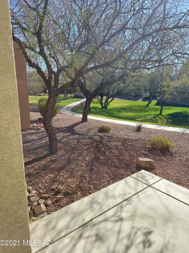 537 Aspenwood St, Green Valley AZ 85614-5976 exterior