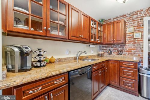 241 4 Ave, Roebling NJ 08554-1302 exterior