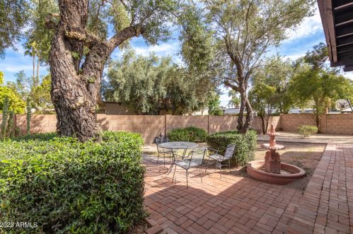 14827 2nd Pl, Phoenix AZ  85022-3611 exterior