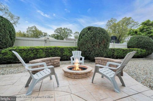 238 Pt Pleasant Ave, Berkeley Township NJ 08721-1354 exterior