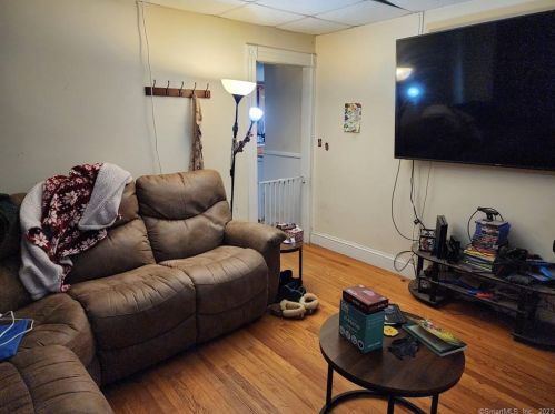 122 Lewis Blvd, Killingly CT 06239-1627 exterior