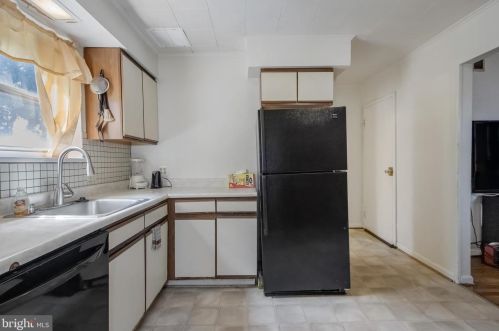 3928 Vermont Ave, Alexandria VA 22304-6326 exterior