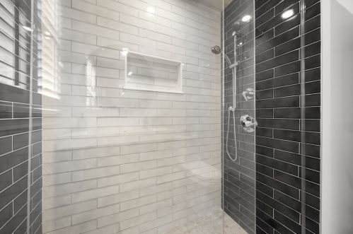 32 Hall Pl, Quincy MA 02169-4025 exterior