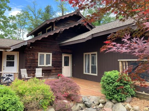 2272 26th St, Kalamazoo, MI 49048-9217